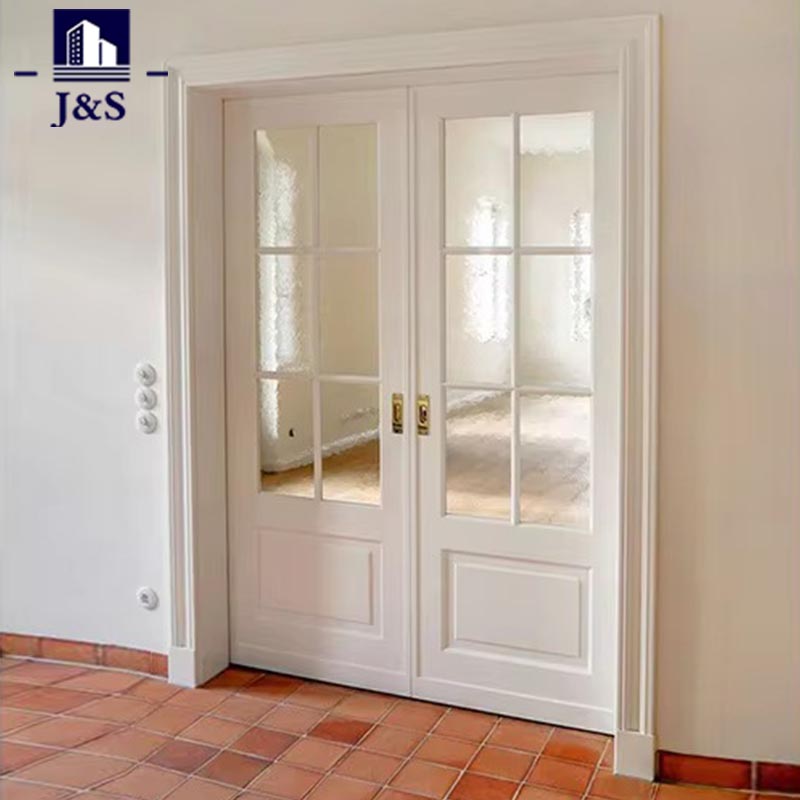 Ușă interioară din lemn masiv